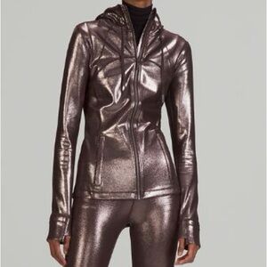 *NWT*Lululemon Hooded Define Jacket *Shine